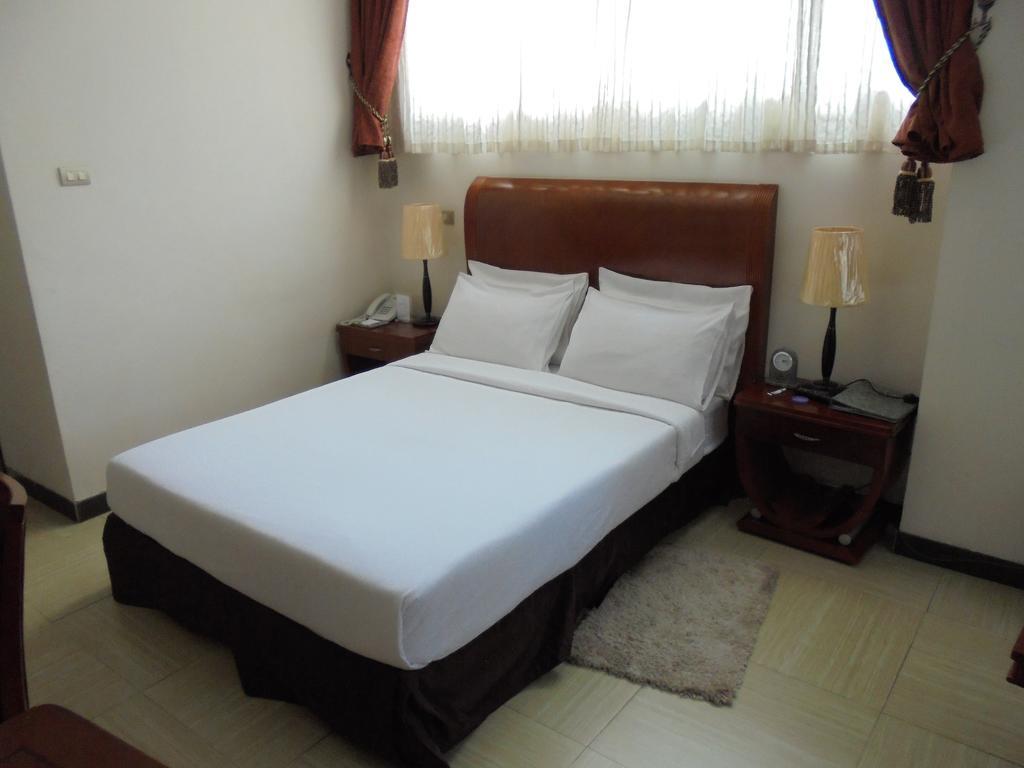 Aphrodite International Hotel Adís Abeba Habitación foto